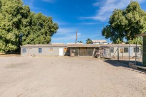 2294 N Pecos Rd-15